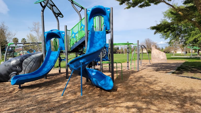 Arroyo Park — Gym venue in Davis, California