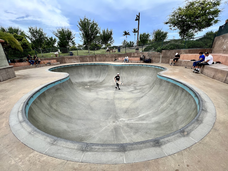 Encinitas Skate Park, (Poods)