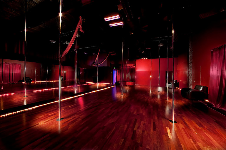 Nova Noir Pole Dance Studio San Jose