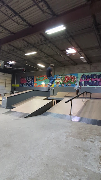 Q Skate Shop & Indoor Park — Indianapolis, Indiana (3)