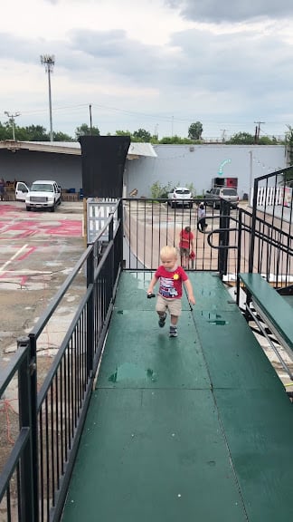 4DWN — Dallas, Texas (3)