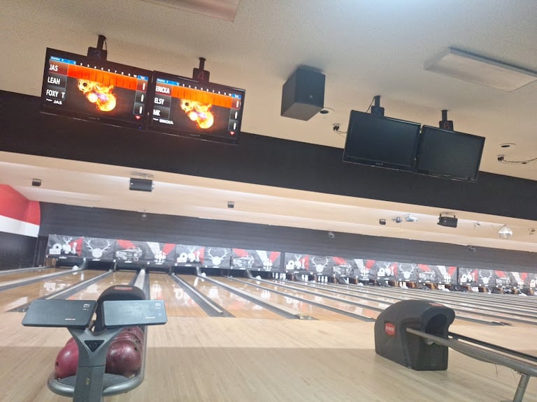 AMF Capital Plaza Lanes — Hyattsville, Maryland (2)