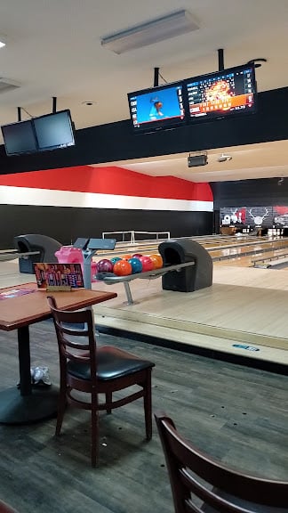AMF Capital Plaza Lanes — Hyattsville, Maryland (3)