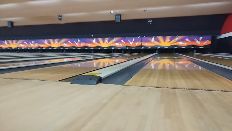 AMF Sky Lanes — Orlando, Florida (3)