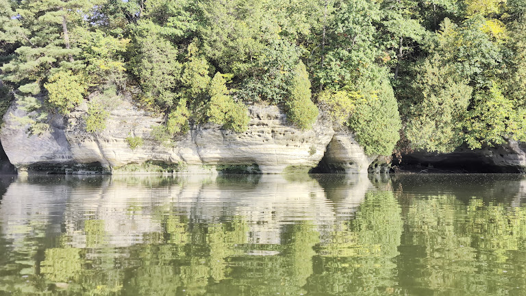 Ayers Landing River Tubing, Canoes and Kayaks — Wedron, Illinois (2)