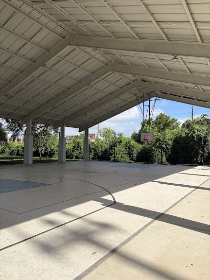 Basketball Court at Lawrence Park — Basketball venue in Houston, Texas