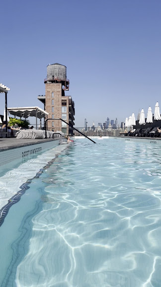 Bathhouse — Brooklyn, New York (3)