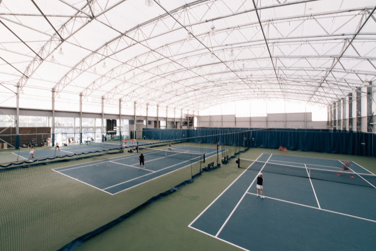 Bay Club Broadway Tennis and Pickleball