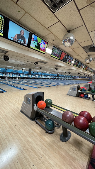 Bowlerland — Billiards venue in Bronx, New York