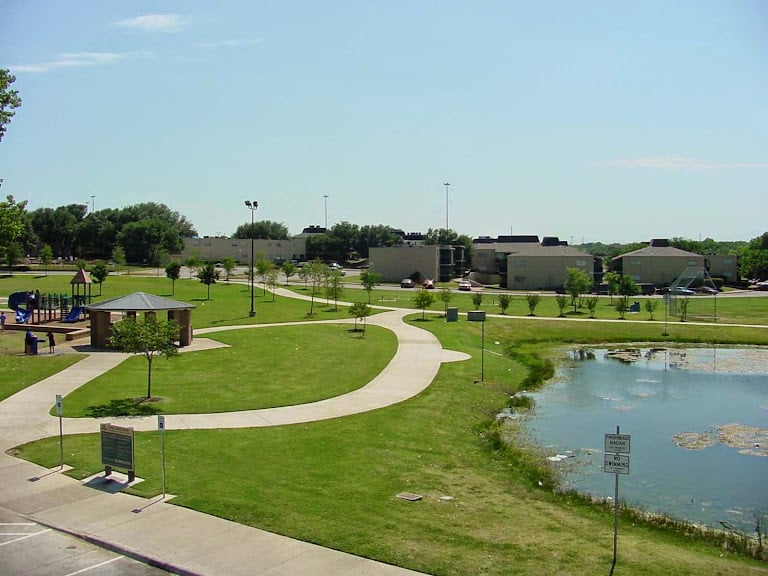 Carl Knox, Jr. Park — Arlington, Texas (2)