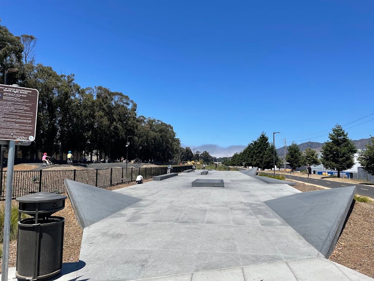 Centennial Way Park South Skate Park & Bike Pump Track