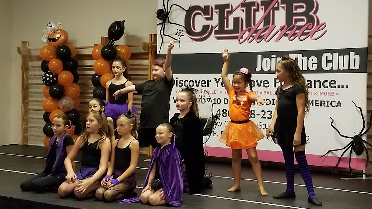 Club Dance — Mesa, Arizona (2)