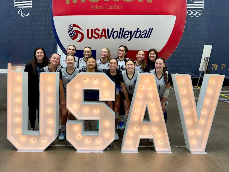 Colorado Momentum Volleyball