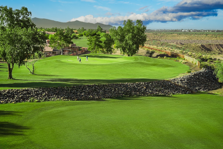 Coyote Lakes Golf Club