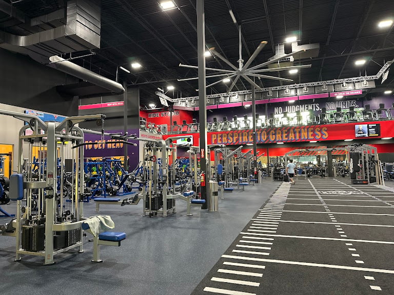 Crunch Fitness - Frisco — Frisco, Texas (2)