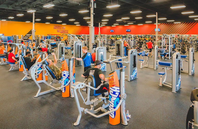 Crunch Fitness - Greenwood — Greenwood, Indiana (3)