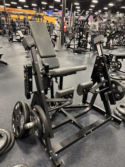Crunch Fitness - Steele Creek — Charlotte, North Carolina (2)