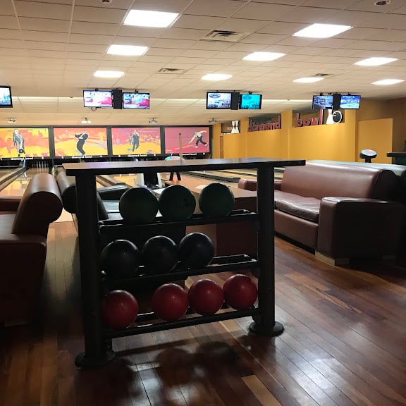 Diamond Bowl & Billiards — Independence, Missouri (2)