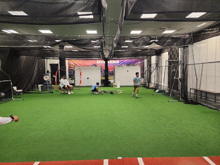 Dingers — Sports Club in Escondido, California
