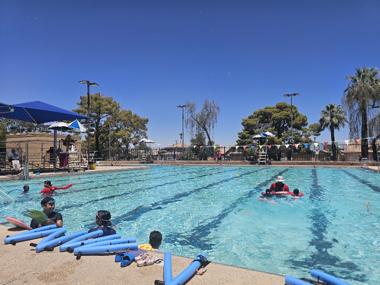 El Prado Pool — Sports Club in Phoenix, Arizona
