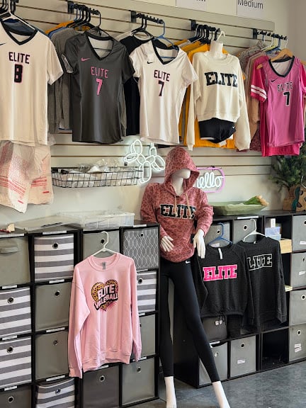 Elite Volleyball Clubs — Lee's Summit, Missouri (3)
