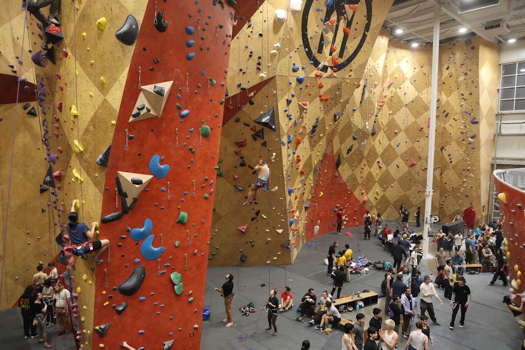 First Ascent West Loop — Yoga venue in Chicago, Illinois