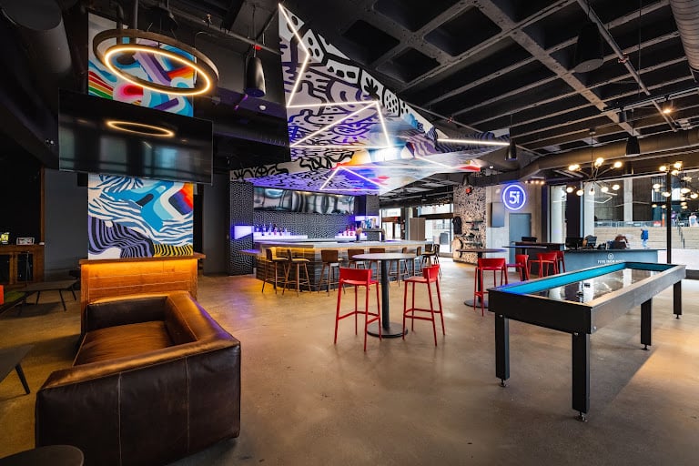 Five Iron Golf — Golf venue in Boston, Massachusetts