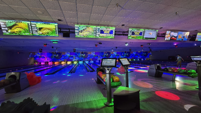 Fort Myer Bowling Center🎳