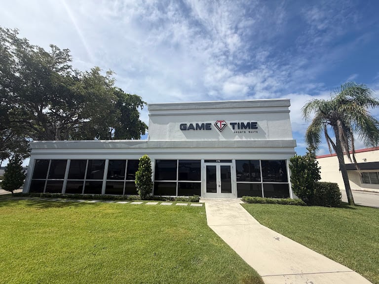 Gametime Sports Suite — Golf venue in Boca Raton, Florida