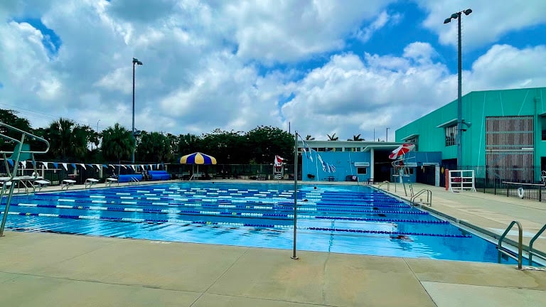 Gibson Park Public Pool