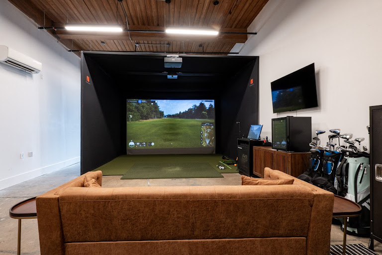 Gowanus Golf Club - Golf Simulator — Brooklyn, New York (2)