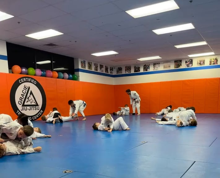 Gracie Jiu-Jitsu Kansas City — Kansas City, Missouri (3)