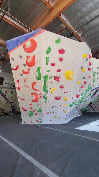 Hangar 18 Indoor Climbing Gym - Long Beach — Signal Hill, California (3)