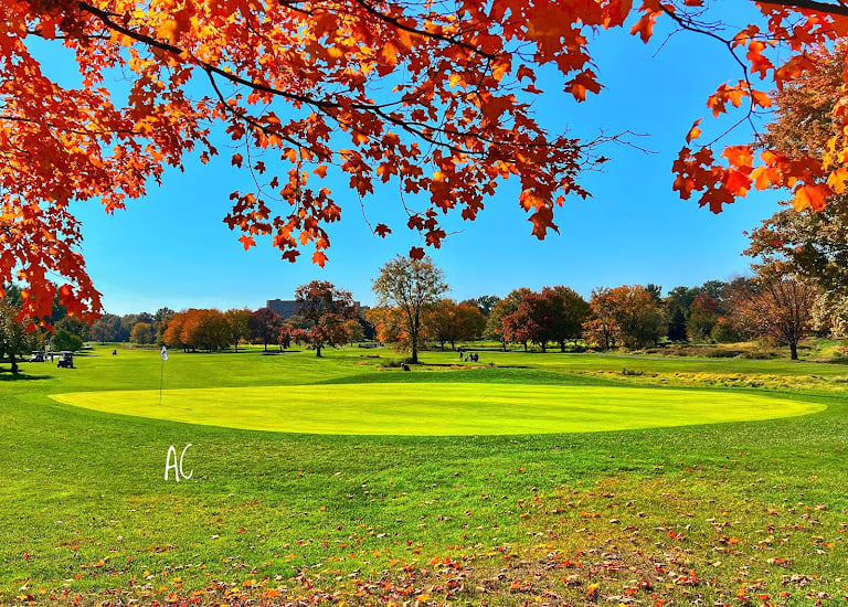 Hendricks Field Golf Course
