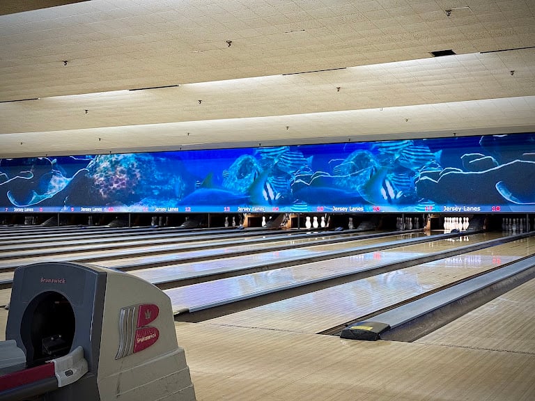 Jersey Lanes — Bowling venue in Linden, New Jersey