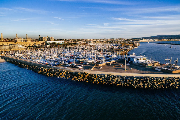 King Harbor Yacht Club