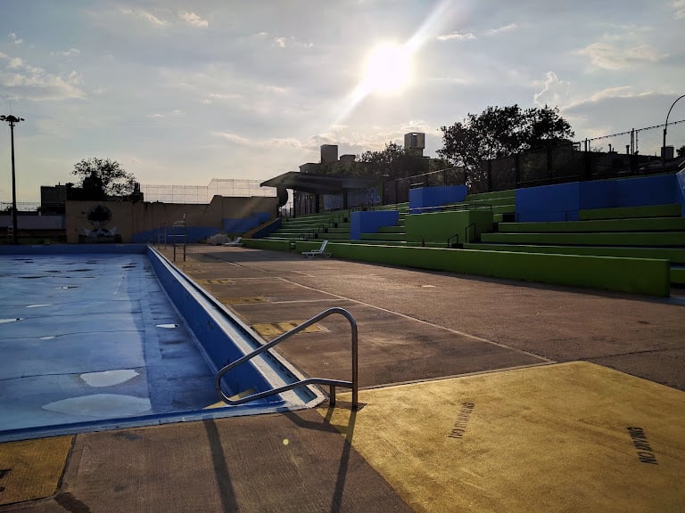 Kosciuszko Pool — Brooklyn, New York (2)