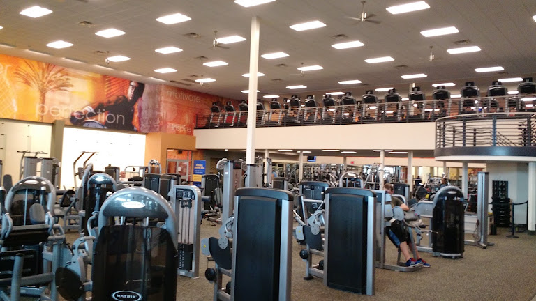 LA Fitness — Lakeland, Tennessee (2)