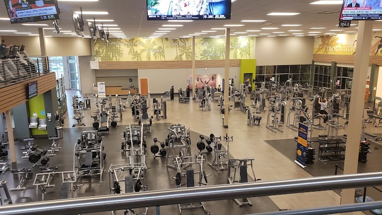 LA Fitness — Greenwood, Indiana (2)
