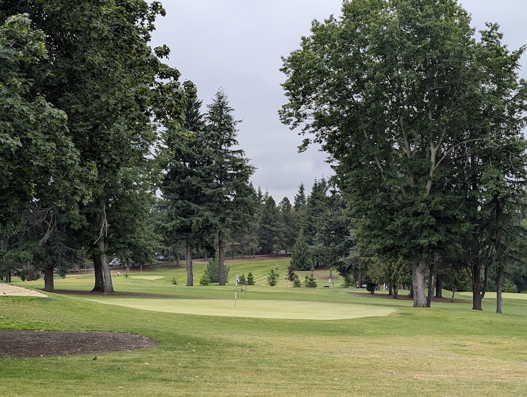 Lake Oswego Public Golf Course