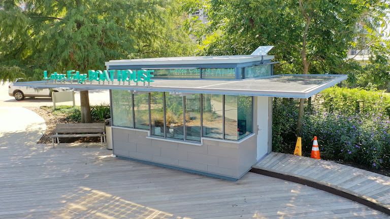 Lakes Edge Boat House
