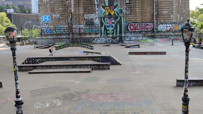 LES Coleman Skatepark — New York, New York (3)