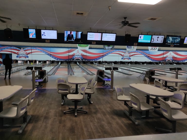 Liberty Lanes — Largo, Florida (2)
