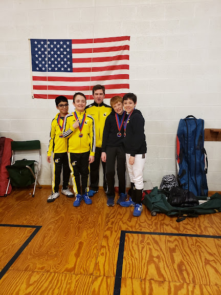 Lincoln Square Fencing — Sports Club in Chicago, Illinois