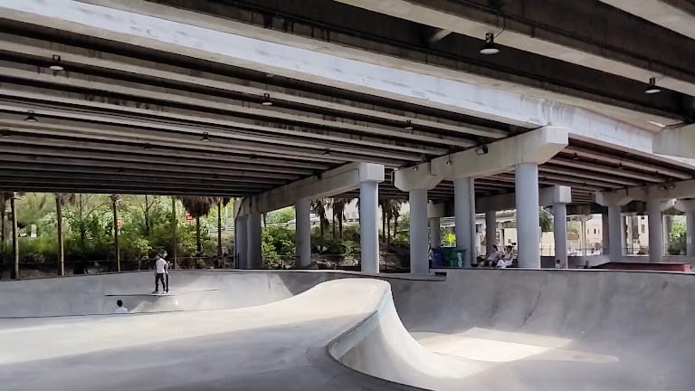 Lot 11 Skatepark — Miami, Florida (2)