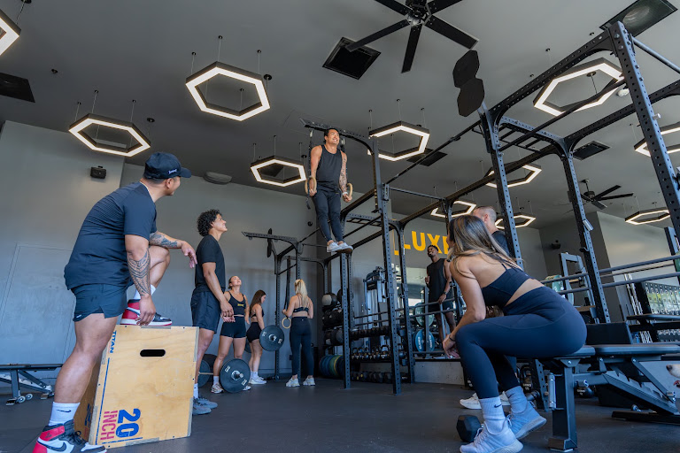LuxFit Mission Rock