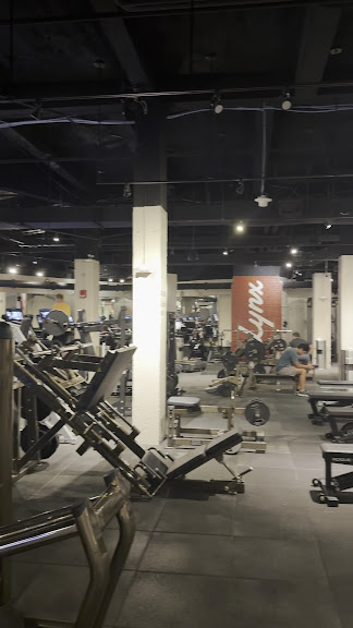 Lynx Fitness Club — Boston, Massachusetts (3)