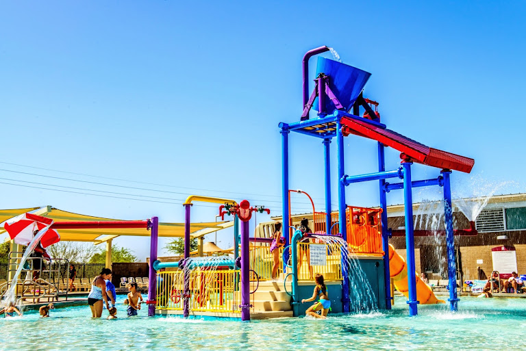 Mesquite Groves Aquatic Center — sports venue in Arizona