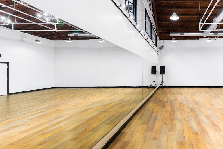 Mihran K. Studios — Burbank, California (2)
