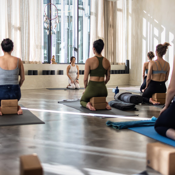 ONEYOGAHOUSE — Brooklyn, New York (2)